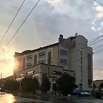 Ξενοδοχείο Ambassador 4*