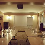 Ambassador Ξενοδοχείο