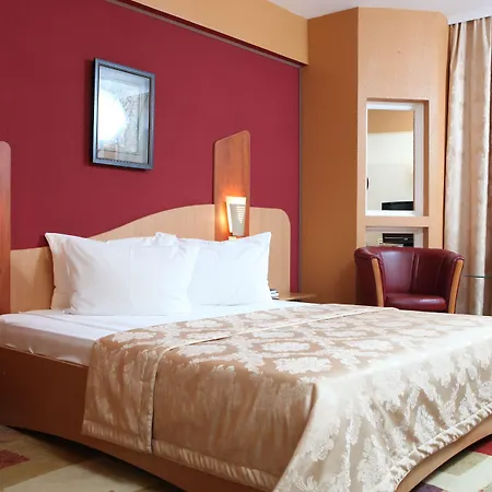 Szálloda Ambassador 4*