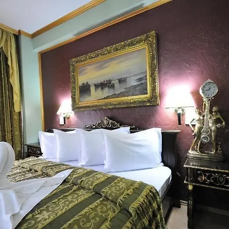 Ambassador Hotel 4*