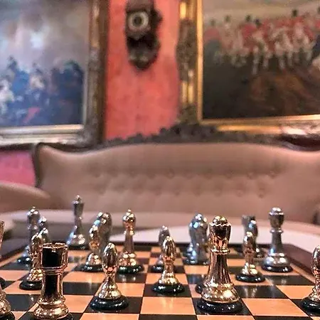 Ambassador تيميشورا