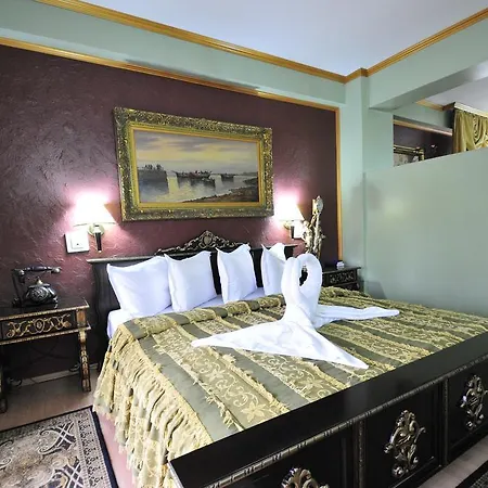 Ambassador Hotel 4*