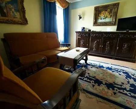 Ambassador Hotel 4*