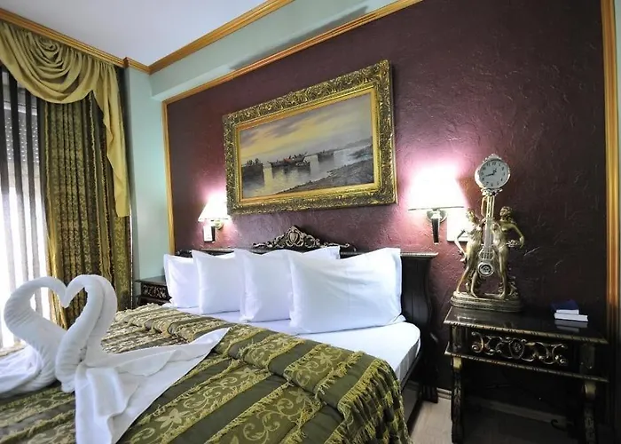 Ambassador Ξενοδοχείο 4*