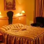 Ambassador 4*