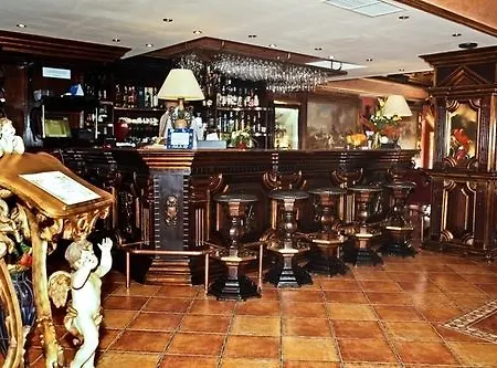 Ambassador 4*