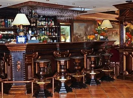 Ambassador Hotel 4*